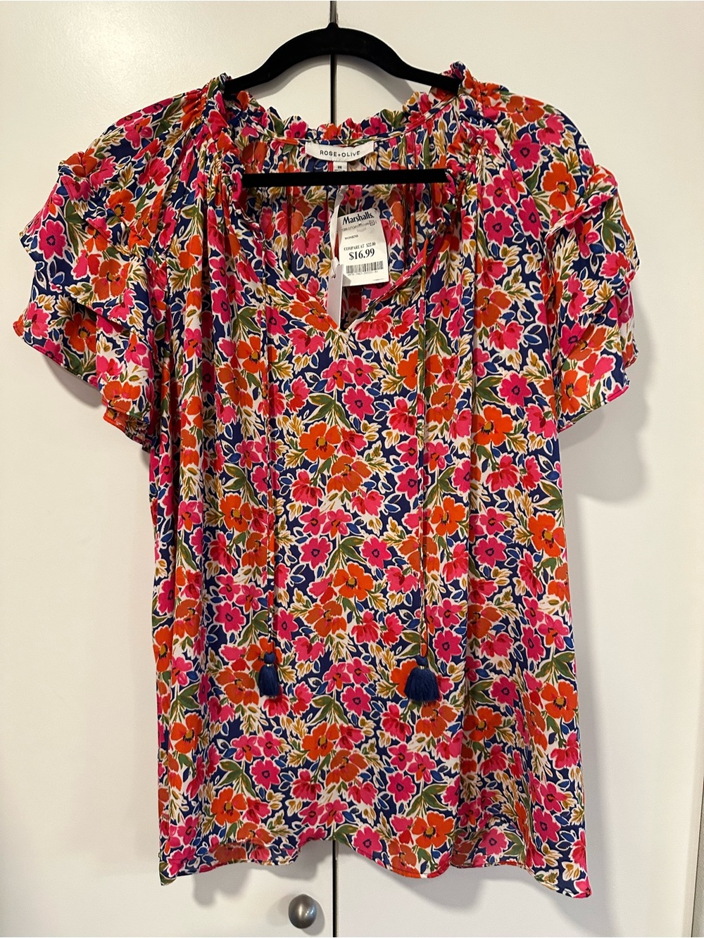Rose & Olive Floral Tie-Neck Women's Top in Multicolor 3x
